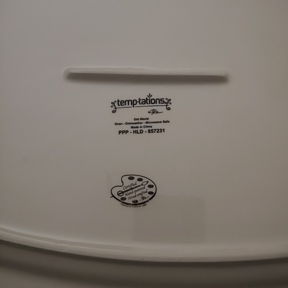 Temptations Old World Red Oval Platter - Picture 4 of 7